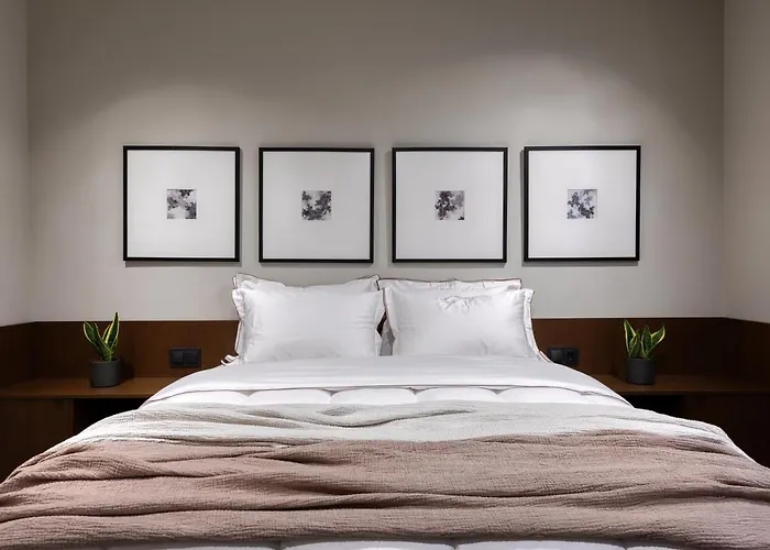 Luxury And Stylish Suites In The Historical Centre
